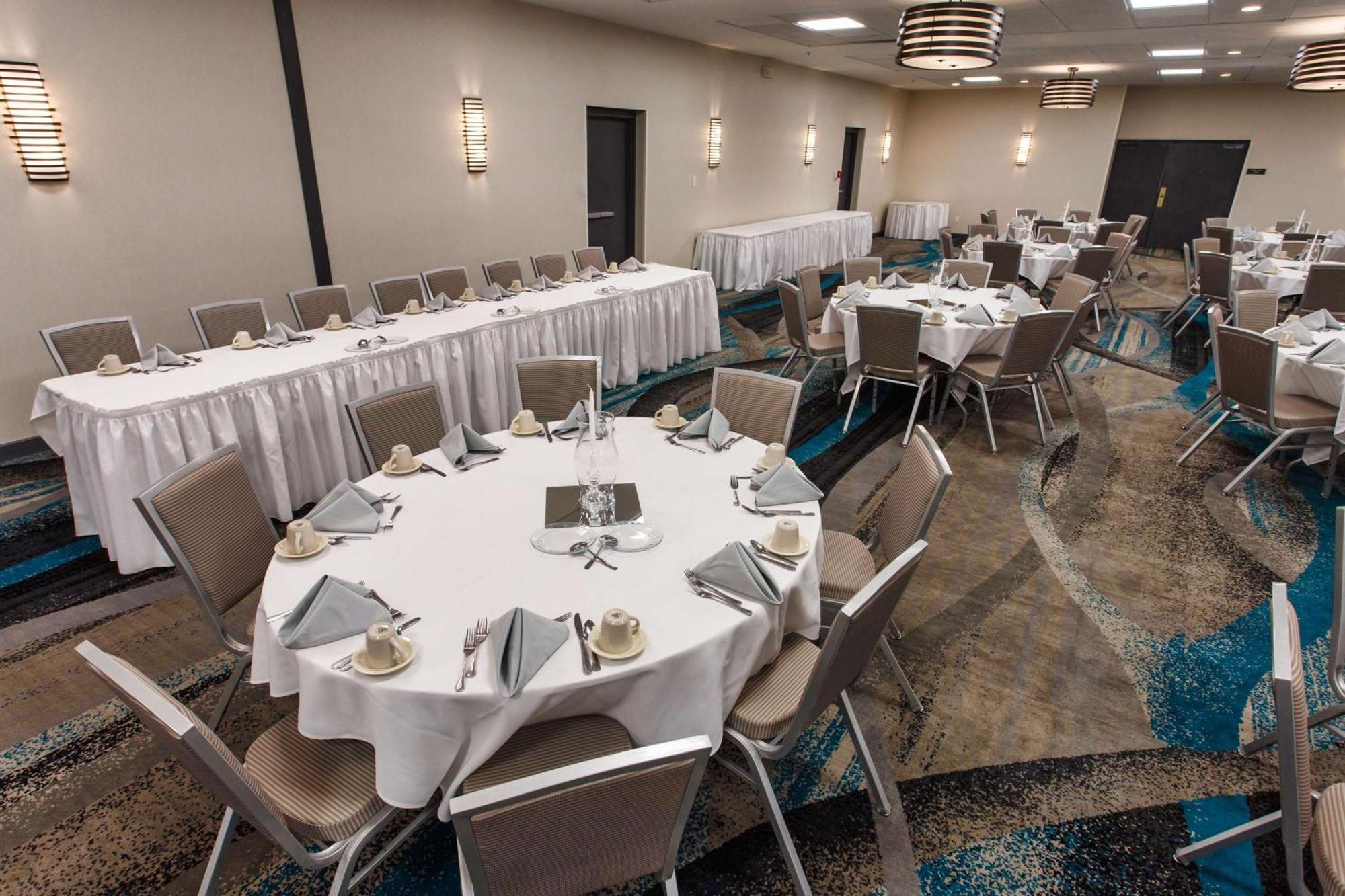Doubletree By Hilton Neenah Εξωτερικό φωτογραφία