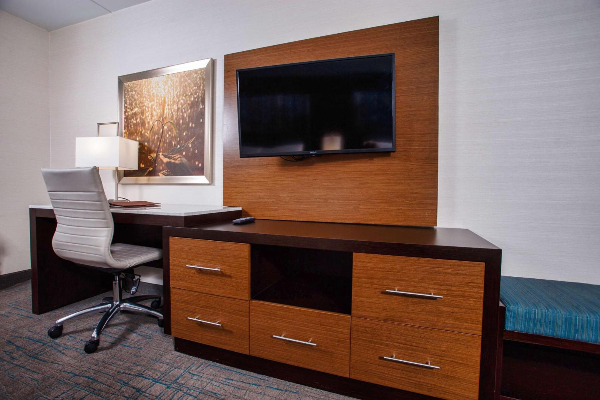 Doubletree By Hilton Neenah Εξωτερικό φωτογραφία