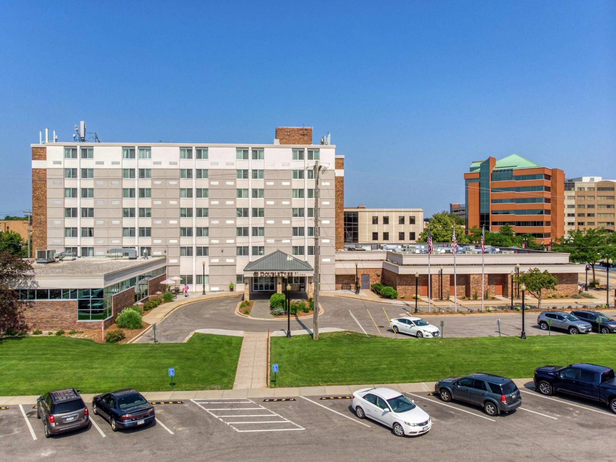 Doubletree By Hilton Neenah Εξωτερικό φωτογραφία