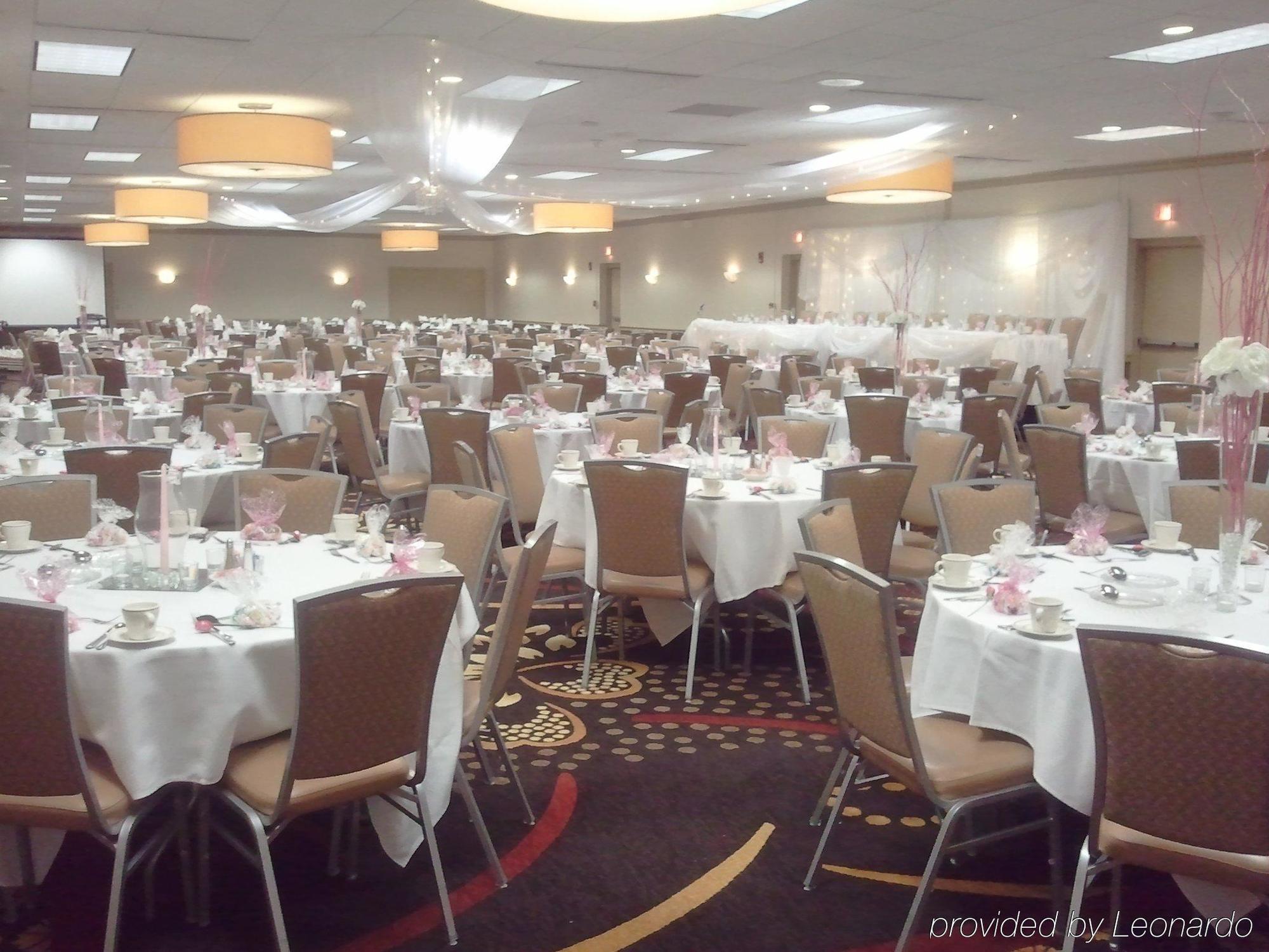 Doubletree By Hilton Neenah Εξωτερικό φωτογραφία