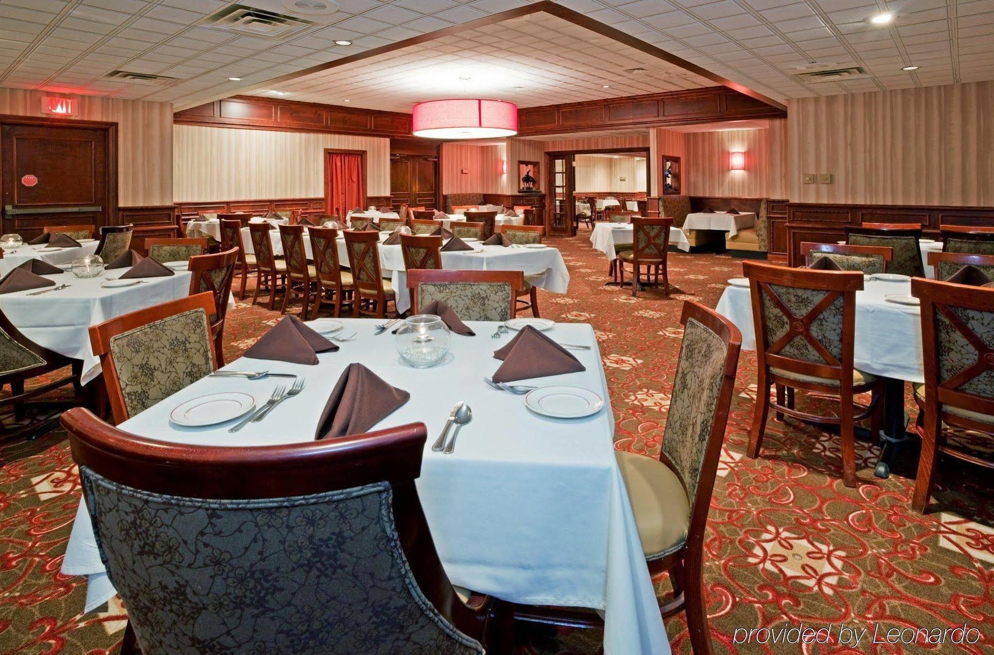 Doubletree By Hilton Neenah Εξωτερικό φωτογραφία