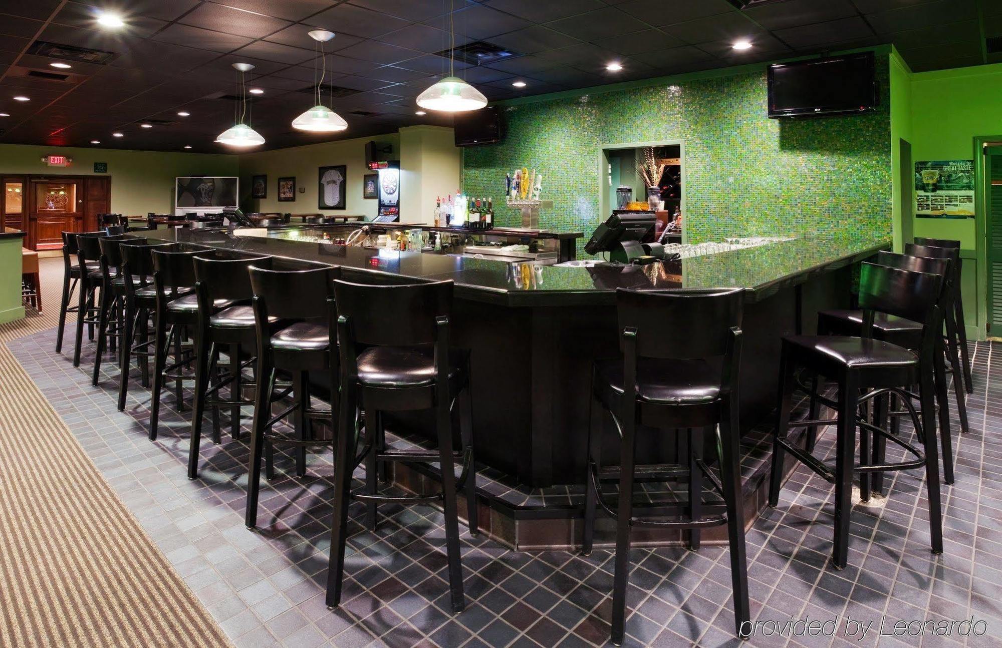 Doubletree By Hilton Neenah Εξωτερικό φωτογραφία