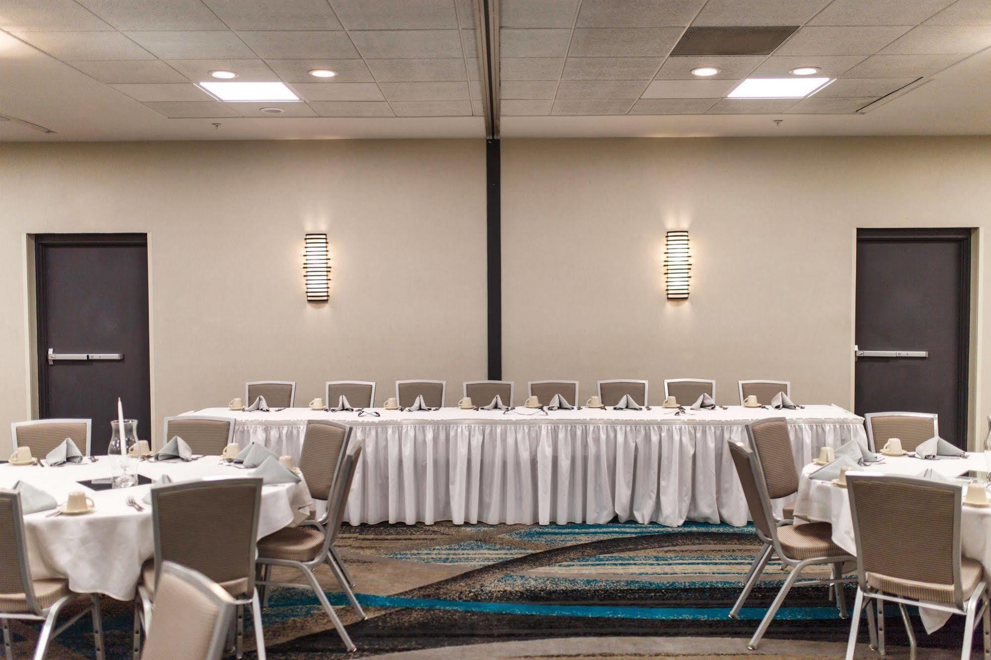 Doubletree By Hilton Neenah Εξωτερικό φωτογραφία